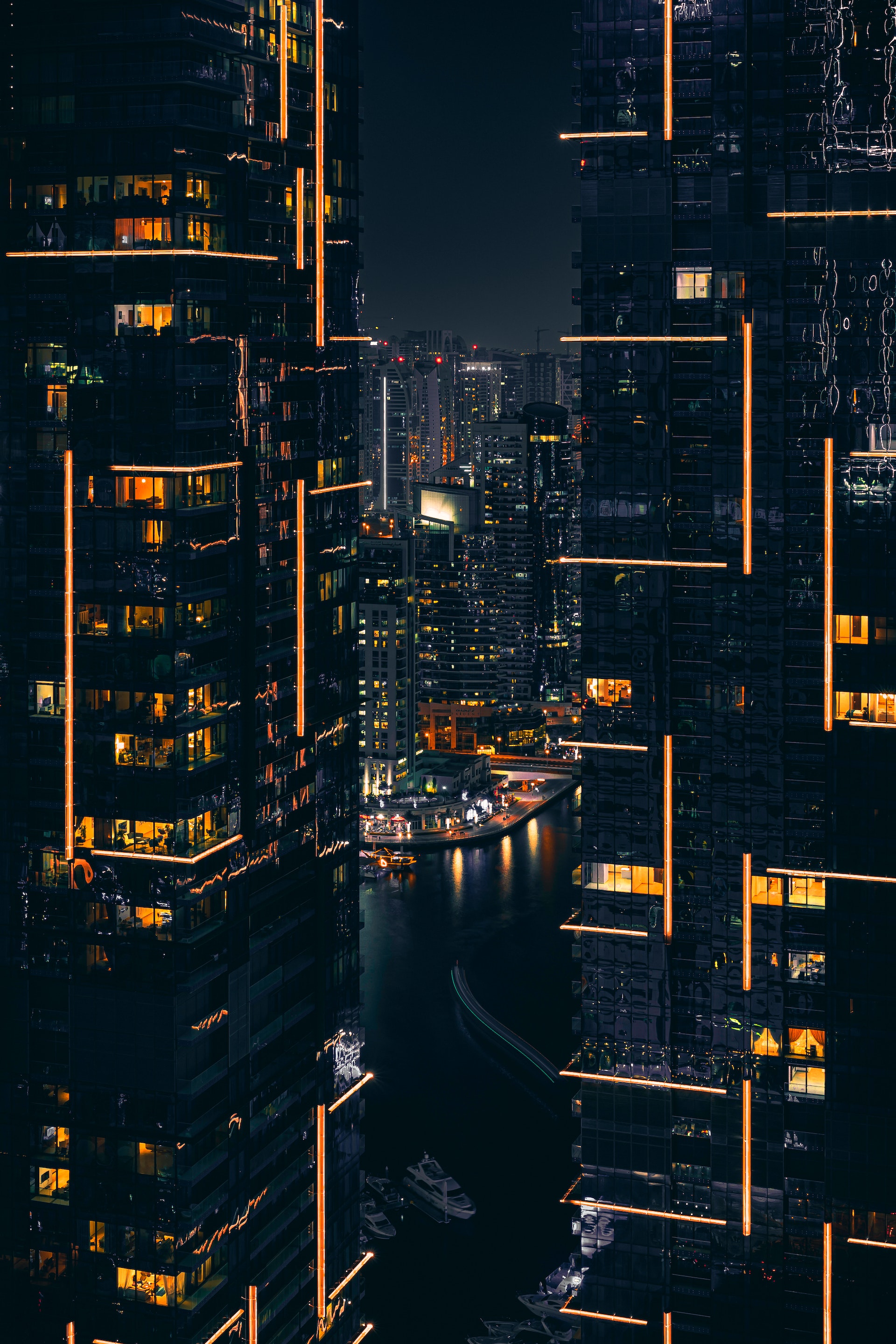 Creative and Knowledge Clusters in Dubai
